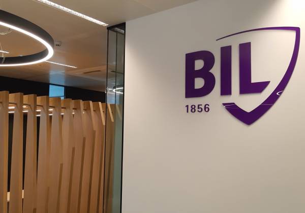 BIL CENTRE, boulevard royal, logo 3d, plexiglas®, cnc, découpe