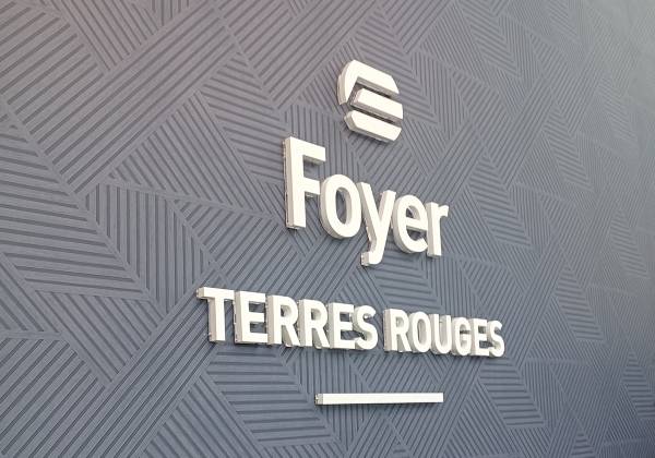 FOYER_terres rouges_belval_logo 3d, letterbox, enseigne mur, rétro éclairage, mécanuméric