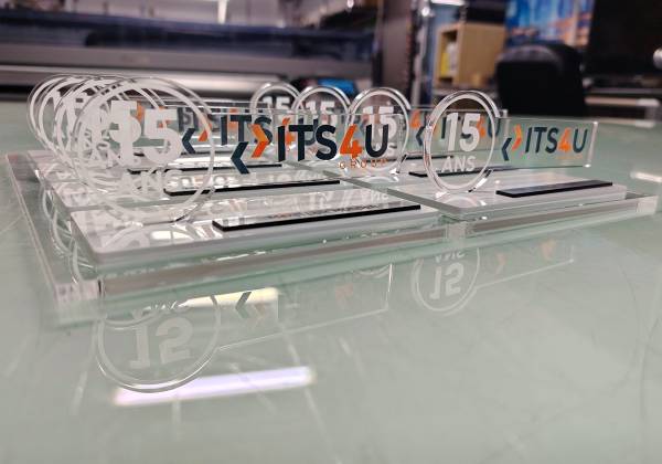 its4you, luxembourg, plexiglas, laser, UV print, acrylique, trophée