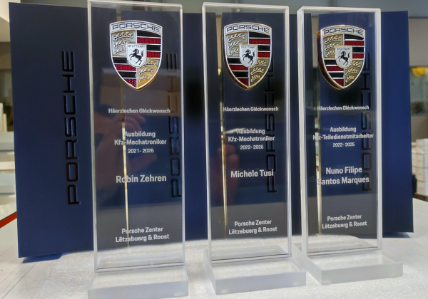 porsche zenter, luxembourg, roost, trophée, gravure laser
