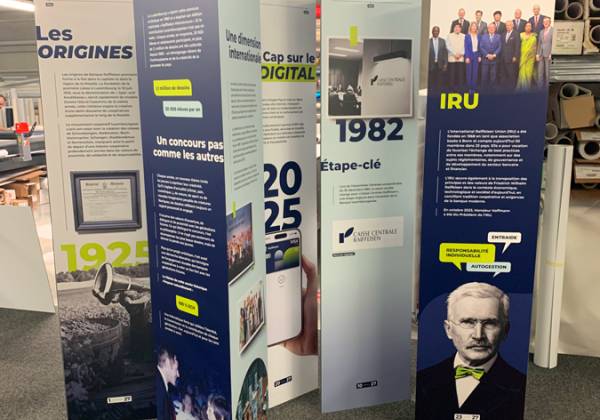 raiffeisen, totem, dibond, fraisage, digitalprint, colorado serie-m, communication