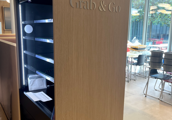 sodexo, pictet, restaurant, mdf noir, hood style vinyl, aluminium brushed, cnc, fraisage, meuble, sur mesure