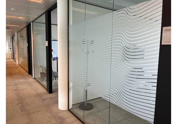 crestbridge, luxembourg, sablage, découpe, plotter, summa, frosted, 3M, Avery, Mactac