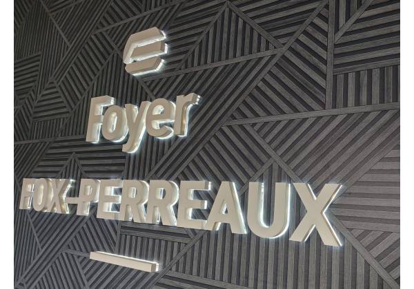 Foyer, Steinfort, logo 3D, rétro éclairage, cnc, plexiglas, leds