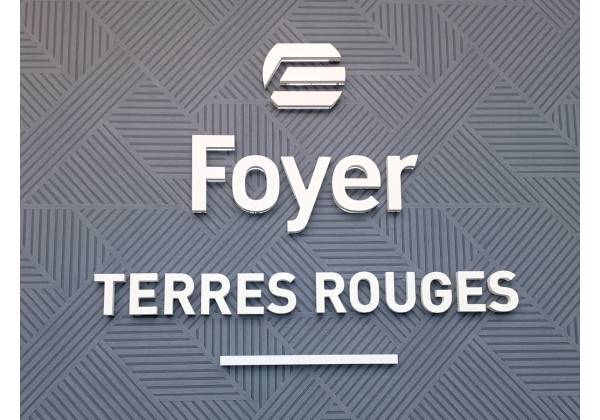 FOYER_terres rouges_belval_logo 3d, letterbox, back light, rétro éclairage, mécanuméric