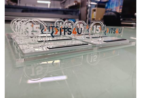its4you, luxembourg, plexiglas, laser, UV print, acrylique, trophée