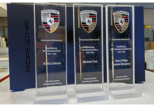 porsche zenter, luxembourg, roost, trophée, gravure laser