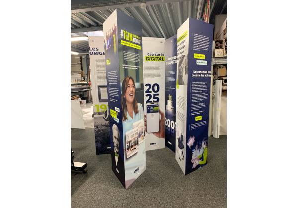 raiffeisen, totem, dibond, rockhal, digitalprint, colorado serie-m, communication