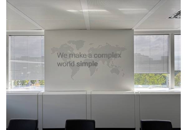 TMF Luxembourg, Neudorf, dibond alu brossé, fraisage, cnc, habillage mural