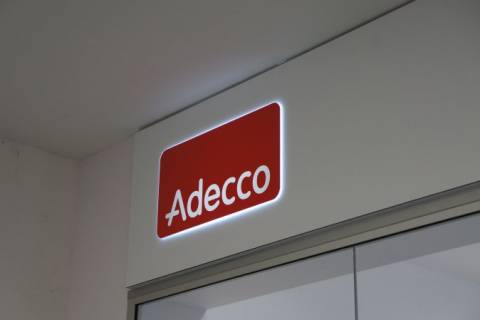 Enseigne Adecco