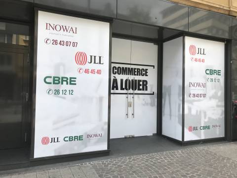 cbre habillage vitrine luxembourg