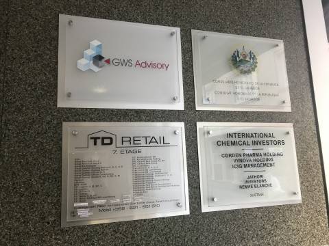 votre plaque professionnelle sur mesure par tacotac
