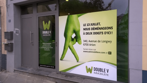 Double V Immobilière vitrine