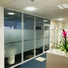 samsic sablé polymère sur cloison