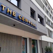 the central, luxembourg, kirchberg, enseigne lumineuse 3D, lettres boitiers