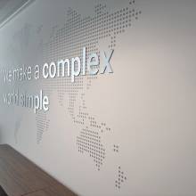 TMF Luxembourg, Neudorf, dibond alu brossé, fraisage, cnc, décoration murale, logo 3d