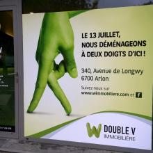 Double V Immobilière vitrine